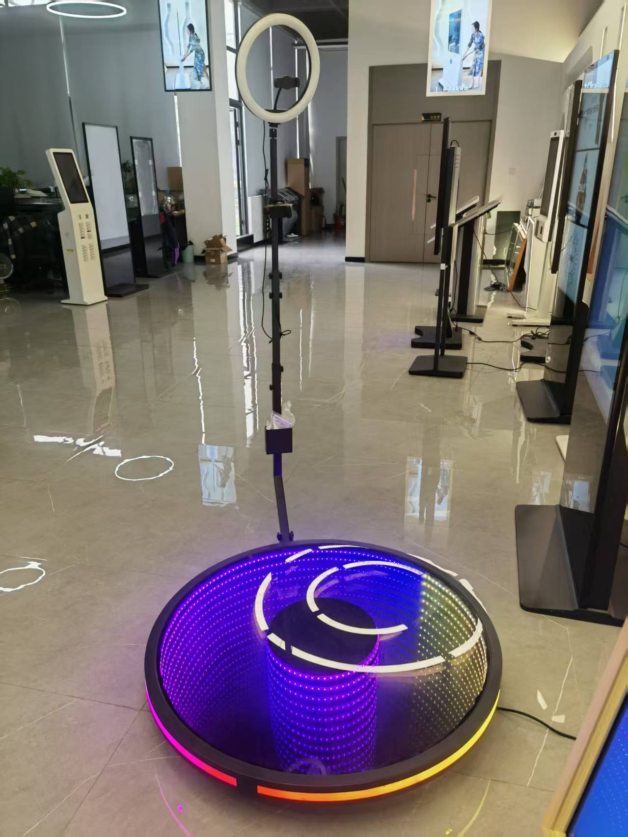 360 Photobooth LED видео штанд